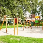 Horyzont Apartamenty-osiedle Polanki, Blisko Morza!!! Prywatny Garaz, Sauna, Basen Zewnetrzny Lägenhet