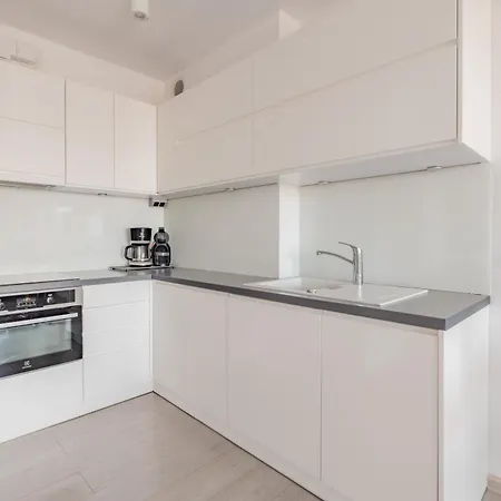Horyzont Apartamenty-osiedle Polanki, Blisko Morza!!! Prywatny Garaz, Sauna, Basen Zewnetrzny كولوبرزيغ