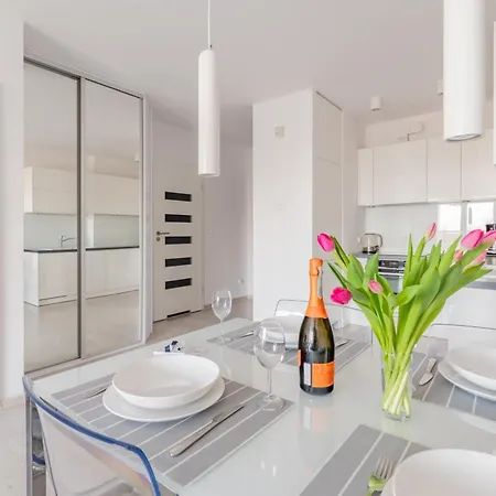 Horyzont Apartamenty-osiedle Polanki, Blisko Morza!!! Prywatny Garaz, Sauna, Basen Zewnetrzny