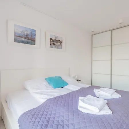 شقة Horyzont Apartamenty-osiedle Polanki, Blisko Morza!!! Prywatny Garaz, Sauna, Basen Zewnetrzny