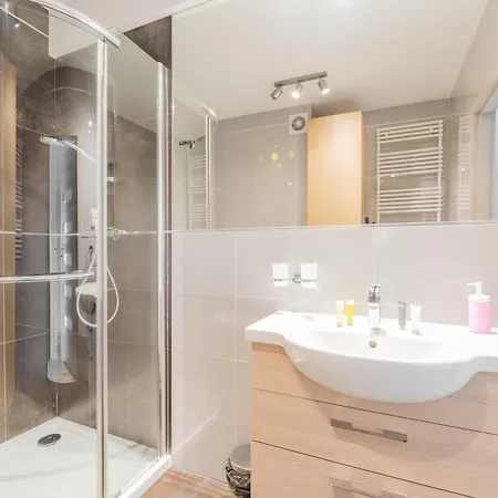 Horyzont Apartamenty-osiedle Polanki, Blisko Morza!!! Prywatny Garaz, Sauna, Basen Zewnetrzny * كولوبرزيغ