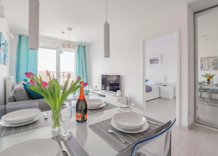 Horyzont Apartamenty-osiedle Polanki, Blisko Morza!!! Prywatny Garaz, Sauna, Basen Zewnetrzny Kolobrzeg