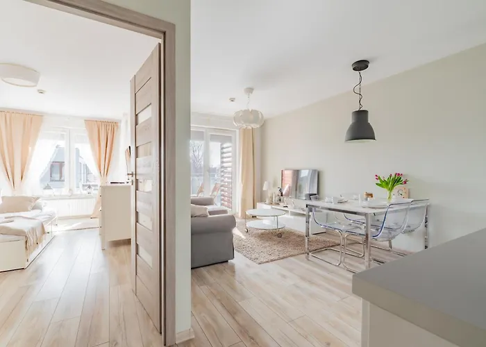 Apartment Horyzont Apartamenty-osiedle Polanki, Blisko Morza!!! Prywatny Garaz, Sauna, Basen Zewnetrzny Kolobrzeg