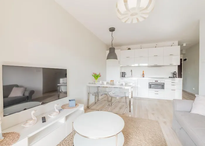 Apartment Horyzont Apartamenty-osiedle Polanki, Blisko Morza!!! Prywatny Garaz, Sauna, Basen Zewnetrzny Kolobrzeg