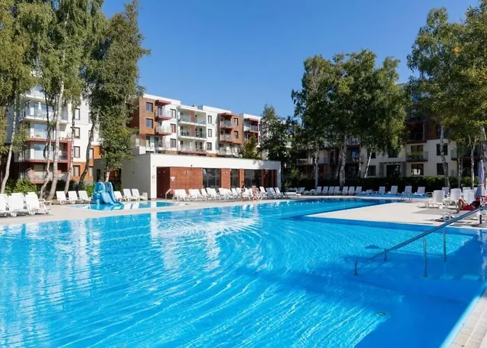 Apartment Horyzont Apartamenty-osiedle Polanki, Blisko Morza!!! Prywatny Garaz, Sauna, Basen Zewnetrzny Kolobrzeg