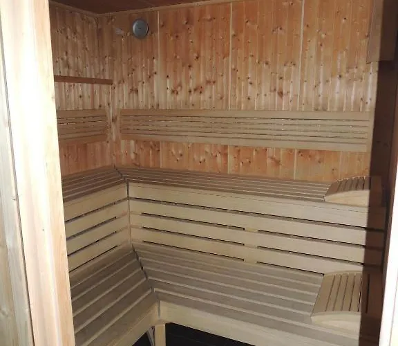 Horyzont Apartamenty-osiedle Polanki, Blisko Morza!!! Prywatny Garaz, Sauna, Basen Zewnetrzny * Kolobrzeg